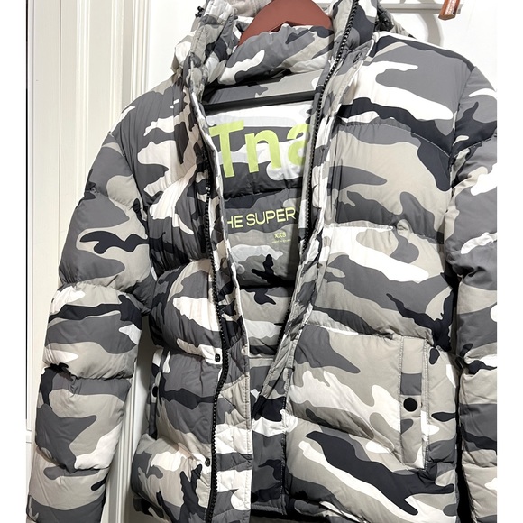 Aritzia TNA The Super Puff™ Goose Down Puffer Jacket XXS (White Camo) - Picture 1 of 3